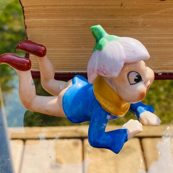 Vintage Occupied Japan Elf Figurines: Blossom Hats, Wee Folks Pixies - Picture 4 of 10